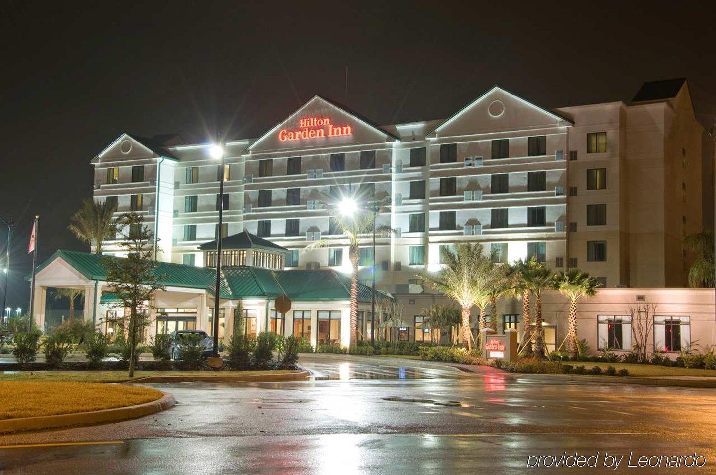 Hilton Garden Inn Palm Coast Town Center Exterior photo